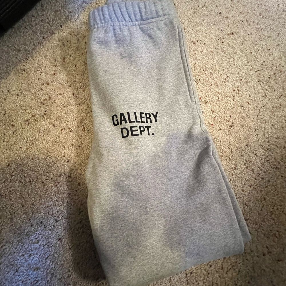 Gallery dept